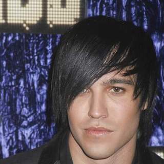 Pete Wentz; in 2007 MTV Video Music Awards - Red Carpet