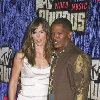 Jennifer Garner;Jamie Foxx; in 2007 MTV Video Music Awards - Red Carpet