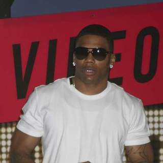 Nelly in 2007 MTV Video Music Awards - Red Carpet