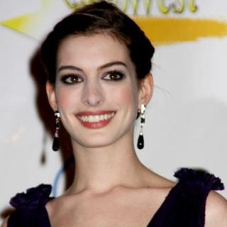 Anne Hathaway; in 2008 ShoWest - Final Night Banquet And Awards Ceremony