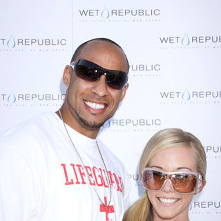 Kendra Wilkinson, Hank Baskett in Kendra Wilkinson Hosts a Poolside Bash to Launch Memorial Day Weekend at WET Republic Las Vegas