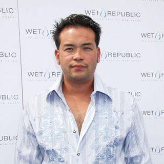 Jon Gosselin; in Jon Gosselin Hosts an Afternoon Pool Event at Wet Republic in Las Vegas on August 29, 2009