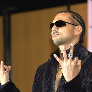 Sean Paul; in 2005 MTV European Music Awards Lisbon - Press Room