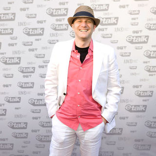Chris McKhool; in The 2009 Juno Awards Red Carpet Arrivals
