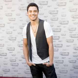 The 2009 Juno Awards Red Carpet Arrivals