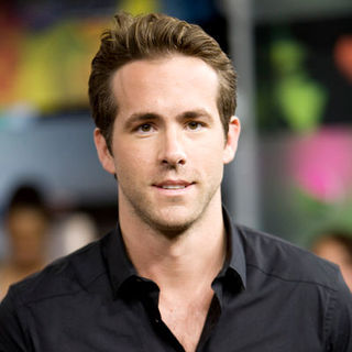 Ryan Reynolds in Ryan Reynolds Visits MuchOnDemand in Toronto on June 8, 2009