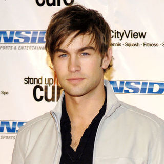 Chace Crawford in Stand Up For a Cure Presents the Dave Matthews Band - Arrivals