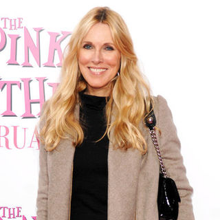 Alana Stewart; in "The Pink Panther 2" New York Premiere - Arrivals