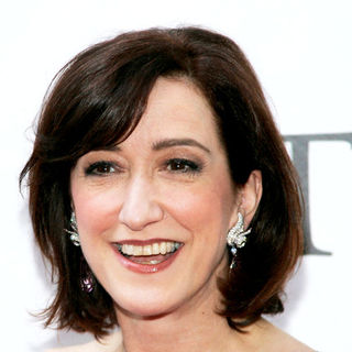 Haydn Gwynne; in 63rd Annual Tony Awards - Arrivals