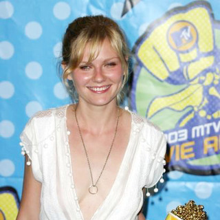 Kirsten Dunst; in 2003 MTV Movie Awards - Press Room