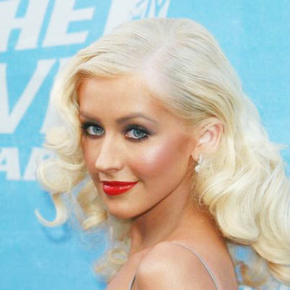Christina Aguilera; in 2006 MTV Movie Awards - Arrivals