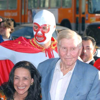 Sumner Redstone; in Nacho Libre Premiere in Los Angeles