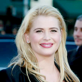 Kristy Swanson; in Click Los Angeles Premiere
