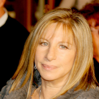 Barbra Streisand in Meet The Fockers Los Angeles Premiere - Arrivals