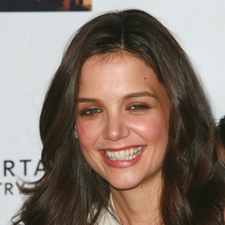 Katie Holmes; in Katie Holmes in Mentor LA's Promise Gala Honoring Tom Cruise - Red Carpet