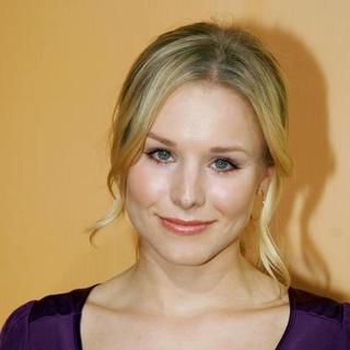 Kristen Bell in Superbad Movie Premiere - Arrivals