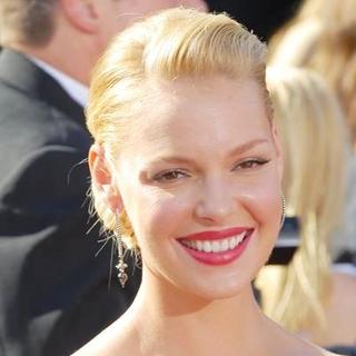 Katherine Heigl; in The 59th Annual Primetime EMMY Awards - Arrivals