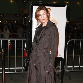 Ellen Pompeo; in "27 Dresses" Los Angeles Premiere - Arrivals