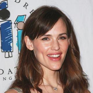 Jennifer Garner; in 10th Annual "I Have A Dream" Gospel Brunch - Arrivals