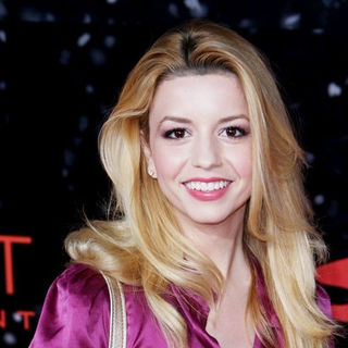Masiela Lusha; in "The Spirit" Hollywood Premiere - Arrivals