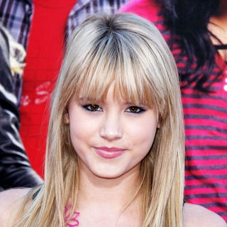 Taylor Spreitler; in "Bandslam" Los Angeles Premiere - Arrivals