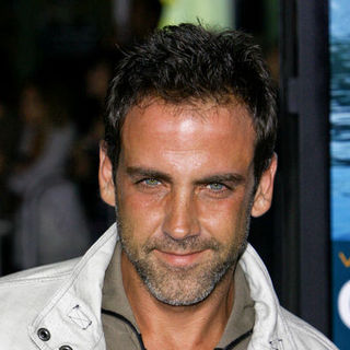 Carlos Ponce; in "Couples Retreat" Los Angeles Premiere - Arrivals