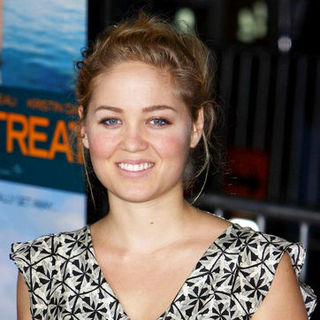 Erika Christensen in "Couples Retreat" Los Angeles Premiere - Arrivals