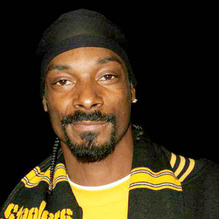 Snoop Dogg; in Dreamgirls Movie Premiere in Los Angeles