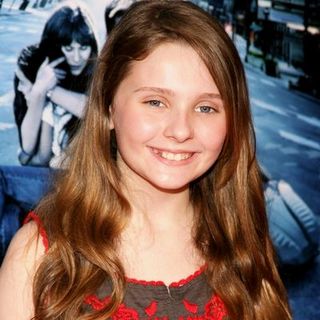 Abigail Breslin in "The Happening" New York City Premiere - Arrivals