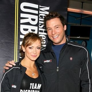 Rocco DiSpirito;Karina Smirnoff; in Karina Smirnoff and Rocco DiSpirito Training For Men's Health Urbanathlon & Festival at Crunch