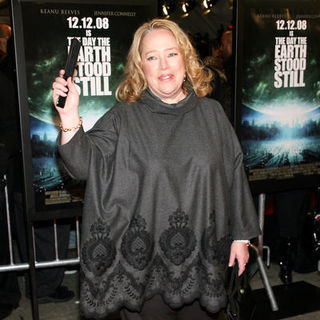 Kathy Bates in "The Day the Earth Stood Still" New York Premiere - Arrivals