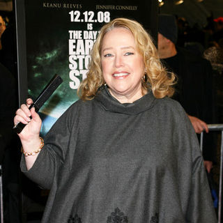Kathy Bates in "The Day the Earth Stood Still" New York Premiere - Arrivals