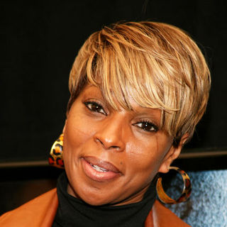 Mary J. Blige; in "Notorious" New York City Premiere - Arrivals