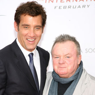 Clive Owen in "The International" New York Premiere - Arrivals