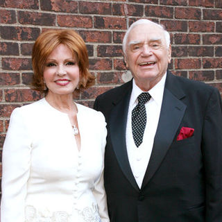 Ernest Borgnine;Tova Borgnine; in 37th Annual FIFI Awards - Arrivals
