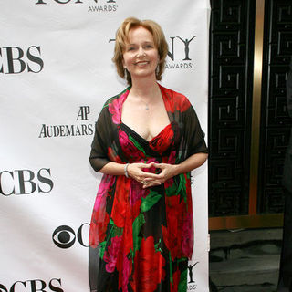 Kate Burton; in 63rd Annual Tony Awards - Arrivals