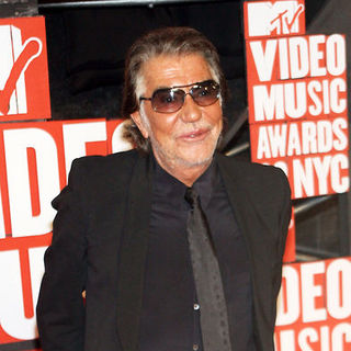 Roberto Cavalli; in 2009 MTV Video Music Awards - Arrivals