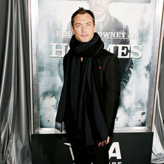 Jude Law; in "Sherlock Holmes" New York Premiere - Arrivals
