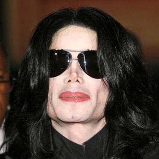 Michael Jackson; in 2006 World Music Awards - Arrivals