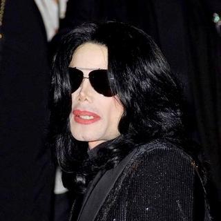 Michael Jackson; in 2006 World Music Awards - Arrivals