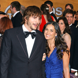 Ashton Kutcher;Demi Moore; in 13th Annual Screen Actors Guild Awards - Arrivals