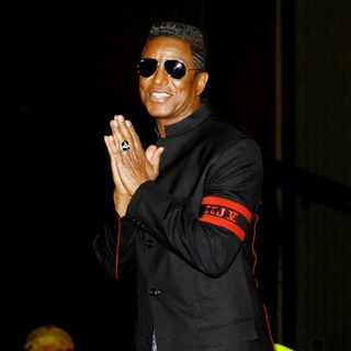 Jermaine Jackson; in Celebrity Big Brother 5 Final Night