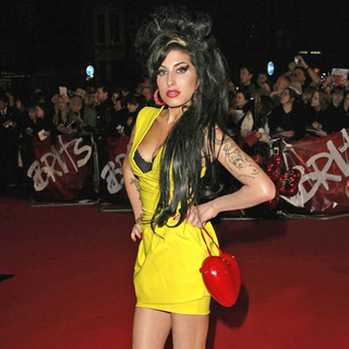 Amy Winehouse in 2007 Brit Awards - Arrivals