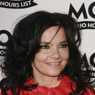 Bjork; in 2007 Mojo Music Awards Honours List - Arrivals