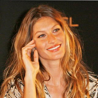 Gisele Bundchen; in Arsenal Football Club and Ebel Launch Their Partnership - Photocall