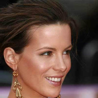 Kate Beckinsale; in Live Free or Die Hard (Die Hard 4) Movie Premiere - U.K. - Arrivals