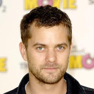 Joshua Jackson in The Simpsons UK Movie Premiere - Arrivals