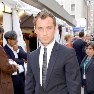 Jude Law; in The 32nd Annual Toronto International Film Festival - 'Sleuth' Movie Premiere