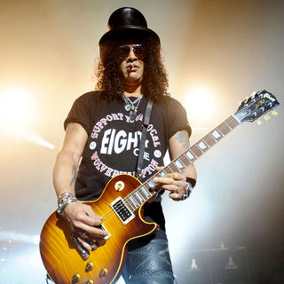 Slash in Velvet Revolver in Concert at the Brixton Academy - March 26, 2008