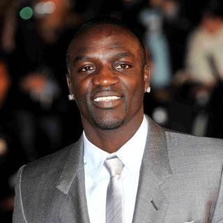 Akon in NRJ Music Awards 2009 - Arrivals